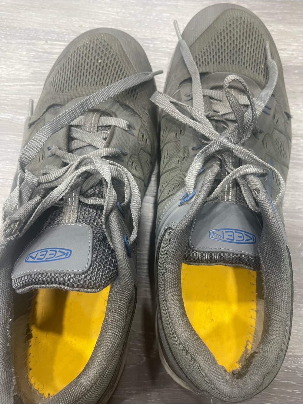 KEEN Men's Gray and Yellow Athletic Sneakers